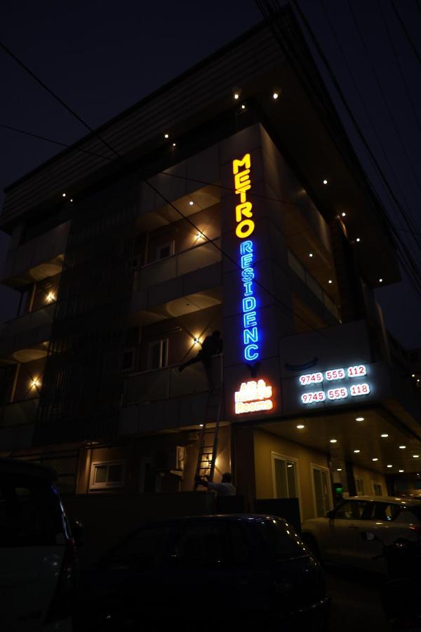 Metro Residency Hotel Kochi Eksteriør billede