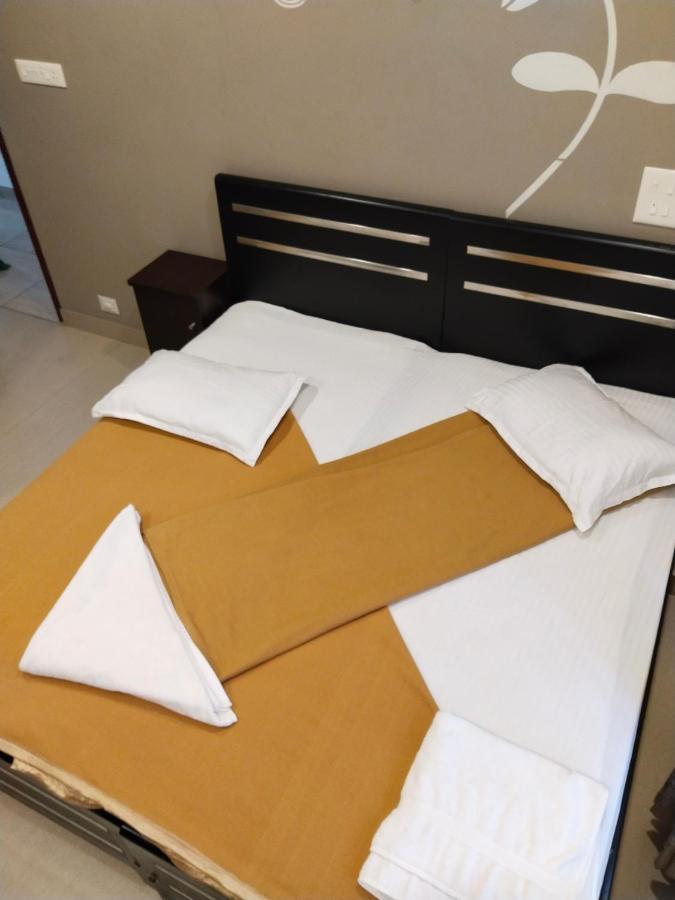 Metro Residency Hotel Kochi Eksteriør billede