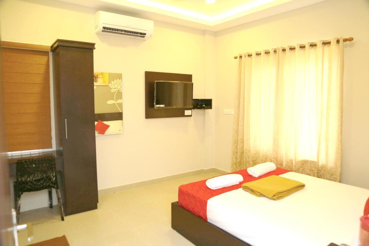 Metro Residency Hotel Kochi Eksteriør billede