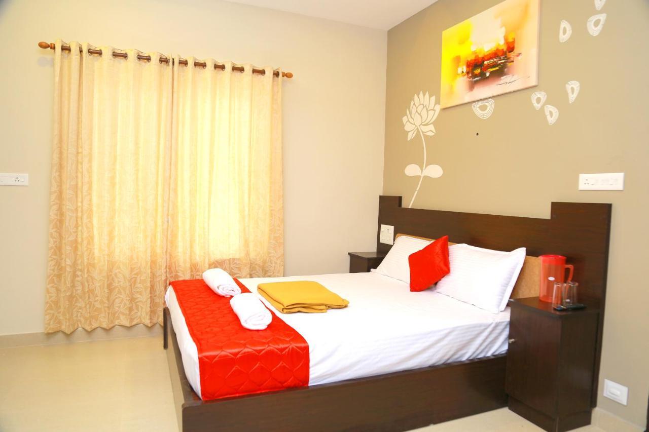 Metro Residency Hotel Kochi Eksteriør billede