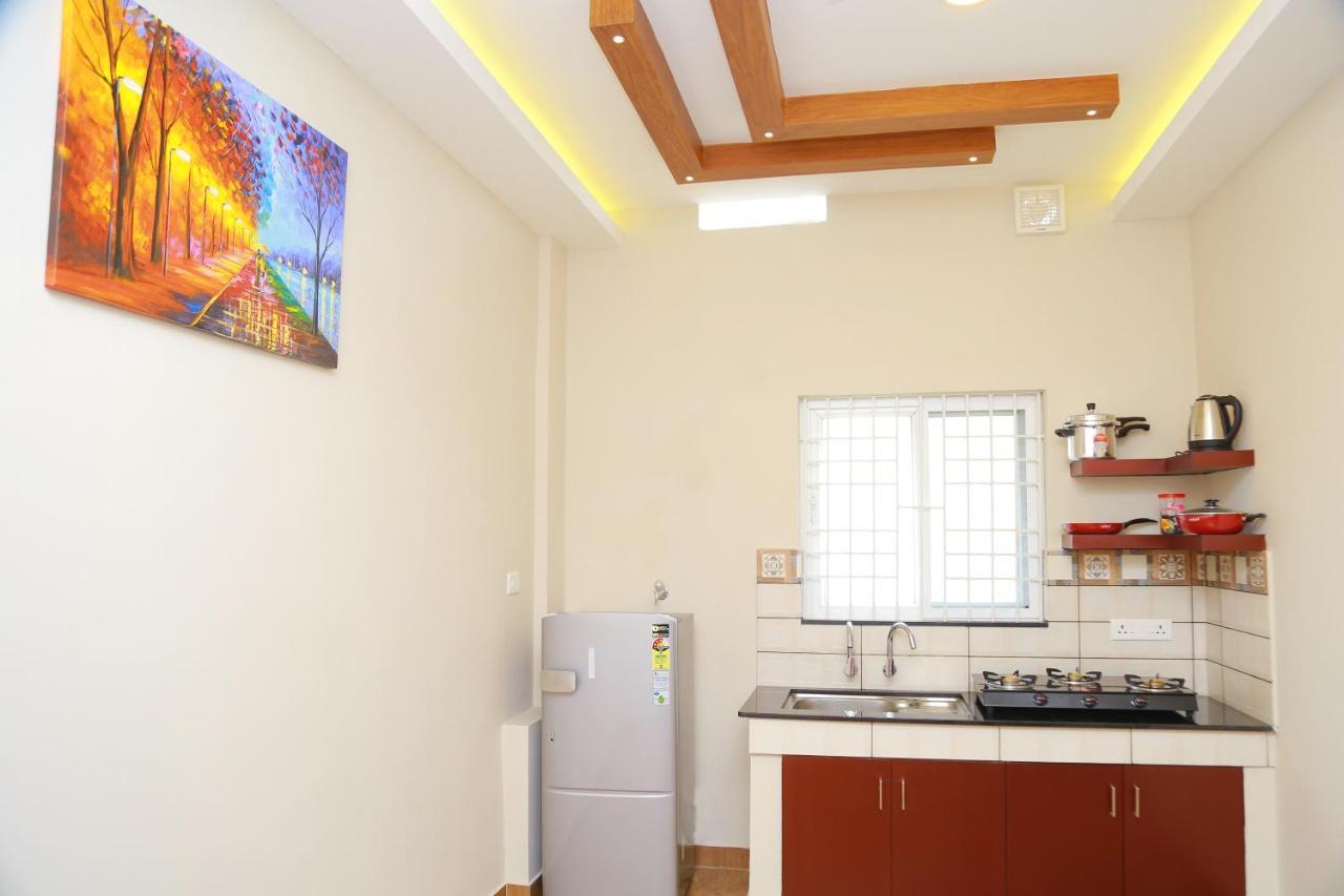 Metro Residency Hotel Kochi Eksteriør billede