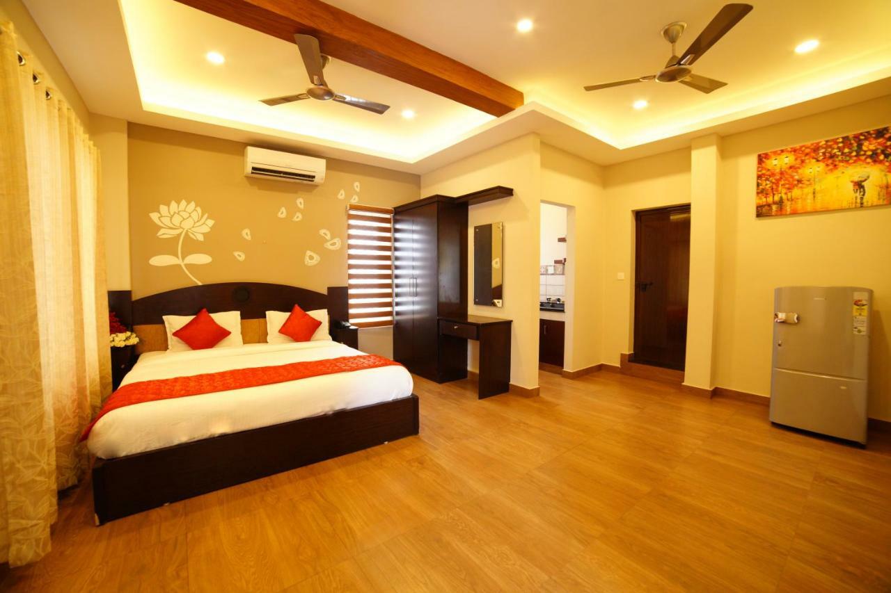 Metro Residency Hotel Kochi Eksteriør billede